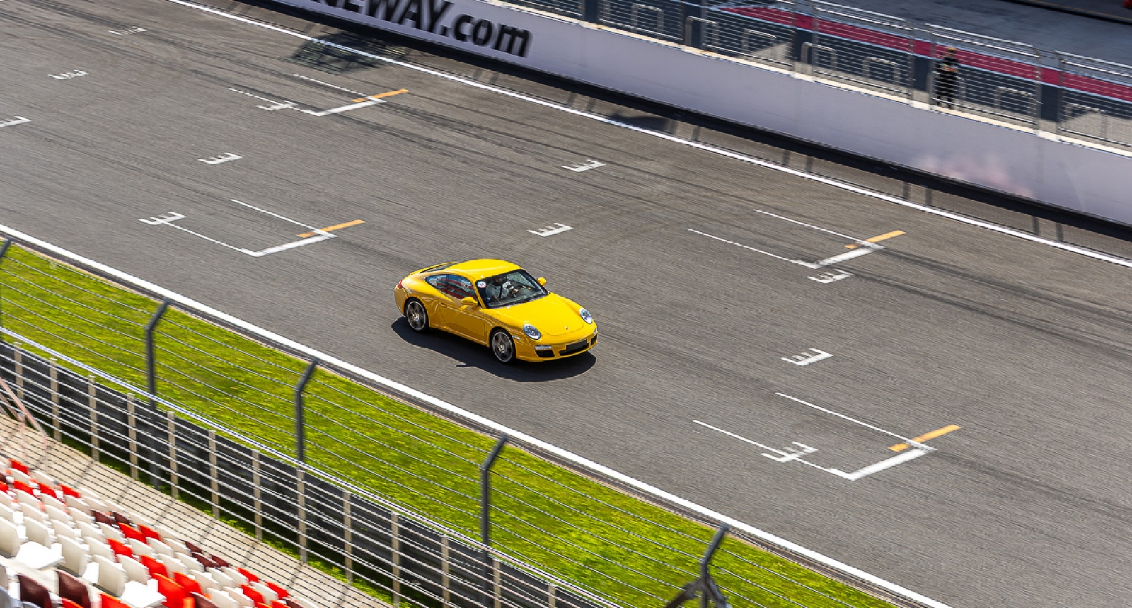 Трек-дни: Август 2025